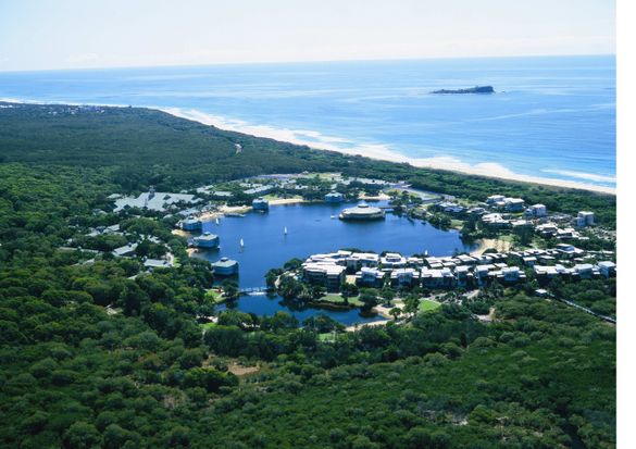 Novotel Twin Waters Resort