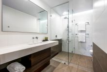 Peppers Kings Square Hotel, Perth - Peppers King Room