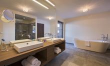 Zari Bathroom, Chalet Eden Rock