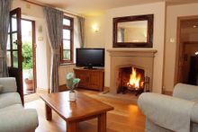 Court Cottage for a Listed Christmas