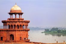 Red Tower of Taj Mahal