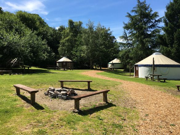 Yurtcamp, winter glamping in Devon
