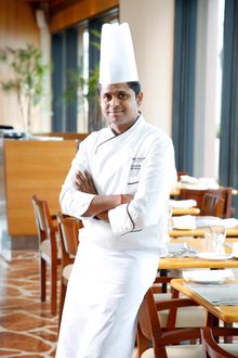 Harbourside Chef Thenesh Murugaya