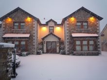 Avlon House - Exterior
