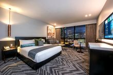 Peppers Kings Square Hotel, Perth - Peppers King Room