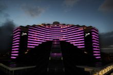 Facade projection - ambient colouring