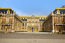 Palace of Versailles  © lapas77 / Shutterstock.com