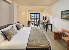 Junior Suite, main bedroom
