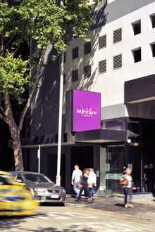 Mercure Melbourne Treasury Gardens