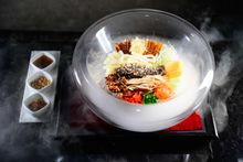 Lo hei (新春撈起)