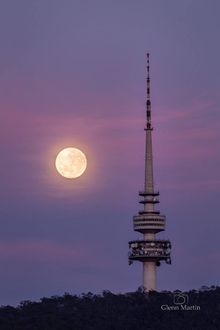Supermoon and Telstra Tower by @glenn_photographer 