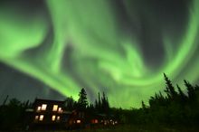 Northern Lights above Boreale Lodge