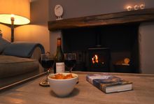 Sett Cottage - relax in comfort
