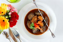 Ayam Kari Keluak