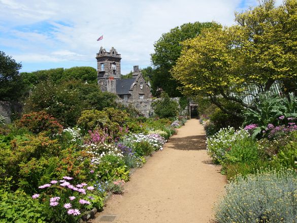 Sark, pathway