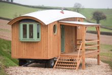 The Wagon with Faraway Views