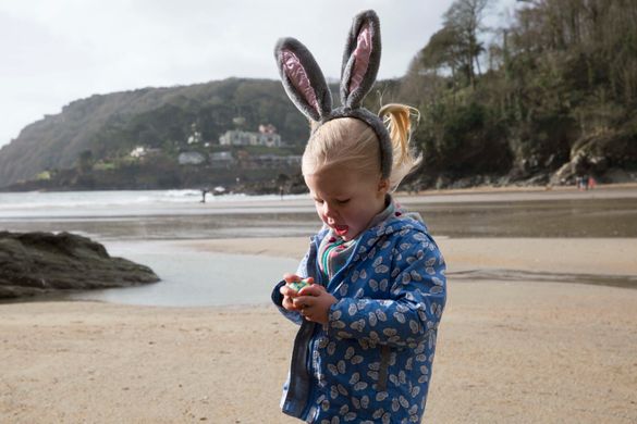Easter Egg Hunt at South Sands Beach, Salcombe