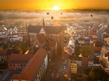 Wismar - Dämmerung St. Georgen