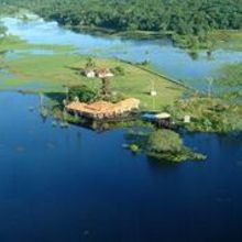 Baiazinha Lodge in flood