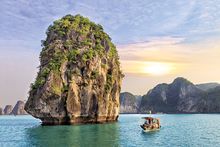 Hạ Long Bay, Vietnam 
