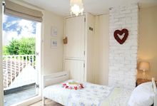 Stone Cottage Bedroom 1