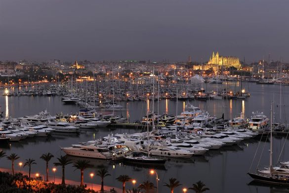 Palma de Mallorca by night