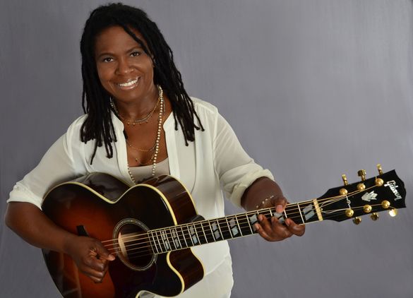 Ruthie Foster photo by Mary Keating-Bruton