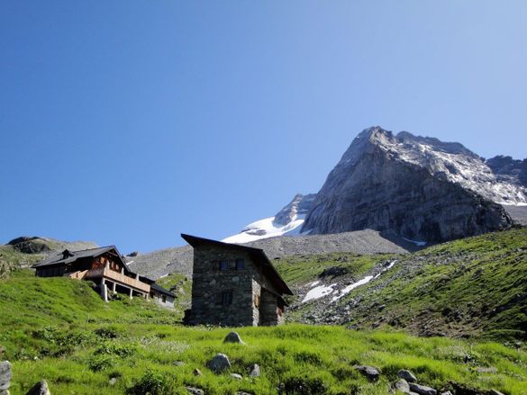 Geraer Hütte mit Fußstein Geraer Hütte mit Fußstein