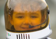 Spaceman, Harry Davidson, 4
