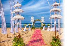 Hochzeitszeremonie im Ayodya Resort Bali