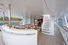 CORNELIA-aft-dining