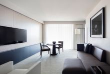 Realm Suite