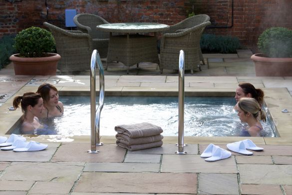 Weavers' House Spa at the Swan at Lavenham vitality pool