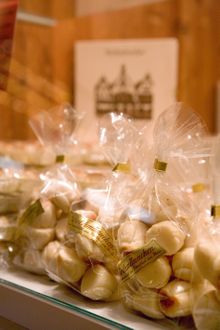 Frankfurter-Weihnachtsmarkt: Frankfurt Christmas Markets treats