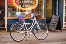 Belgravia Bike outside Rococo Chocolates