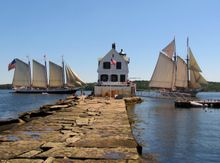 Rockland Breakwater Light