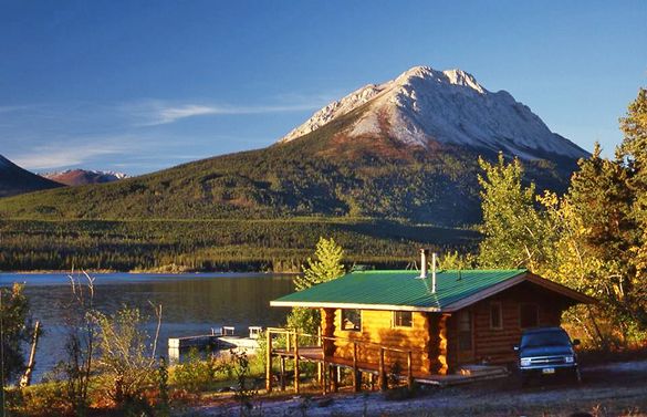 Southern Lakes Resort, Yukon Southern Lakes Resort, Yukon