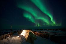 Dine under the northern lights at RAW:churchill 