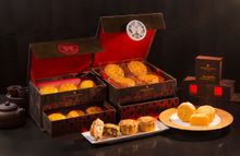 Yan Toh Heen Mooncakes with Make-A-Wish Moon Cakes
