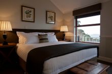 Deluxe accommodation for walkers at Echoes, Katoomba