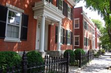 The Three Bricks, Upper Main Street