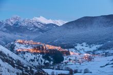 Abruzzo Winter Walking