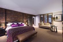 Ambassador Suite, Sheraton on the Park 