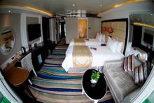Victoria Cruises Jenna cabin