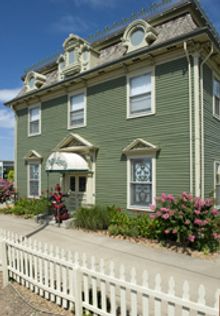 Miss Laura's Visitor Center