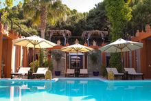 Enjoy the Autumn sunshine at DDG Retreat