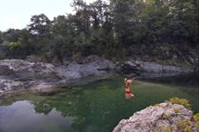 The Pelorus River between Havelock and Rai Valley is crystal clear and blessed with deep pools for swimming. 