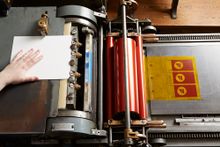Handcraft your own greeting cards, posters and invitations and Igloo Letterpress