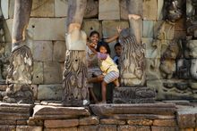 Jayavarman Excursions01
