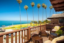 Pantai Inn, La Jolla, California